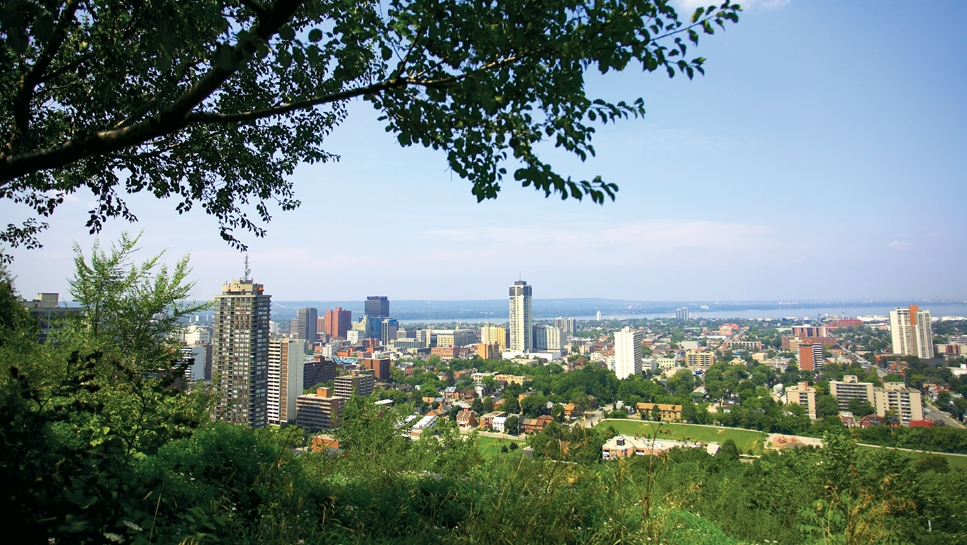 Maximize your savings on car insurance in Hamilton, Ontario. Maximize your savings on car insurance in Hamilton, Ontario.
