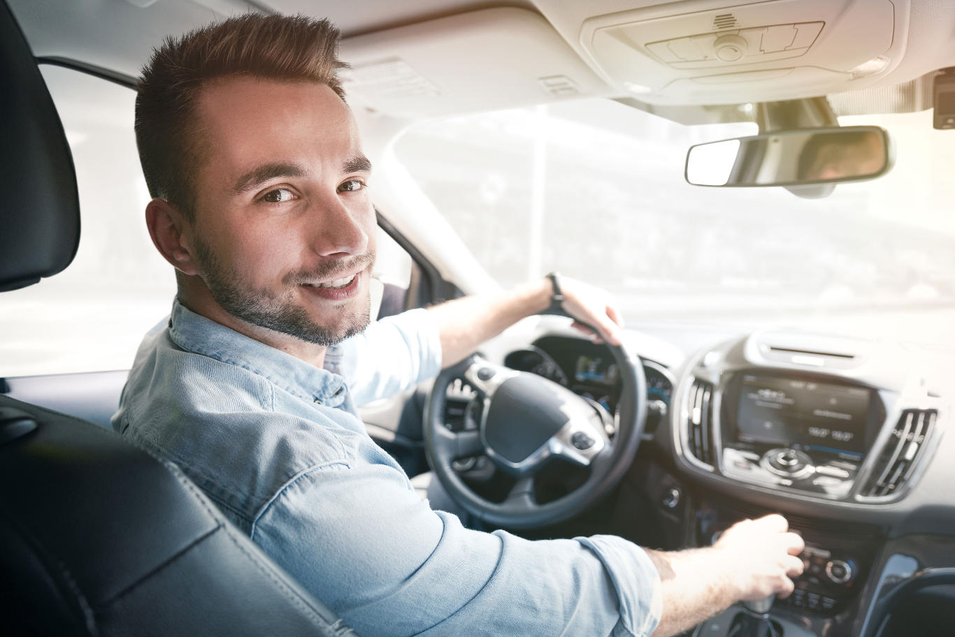 Maximize your savings on car insurance in Richmond Hill, Ontario.